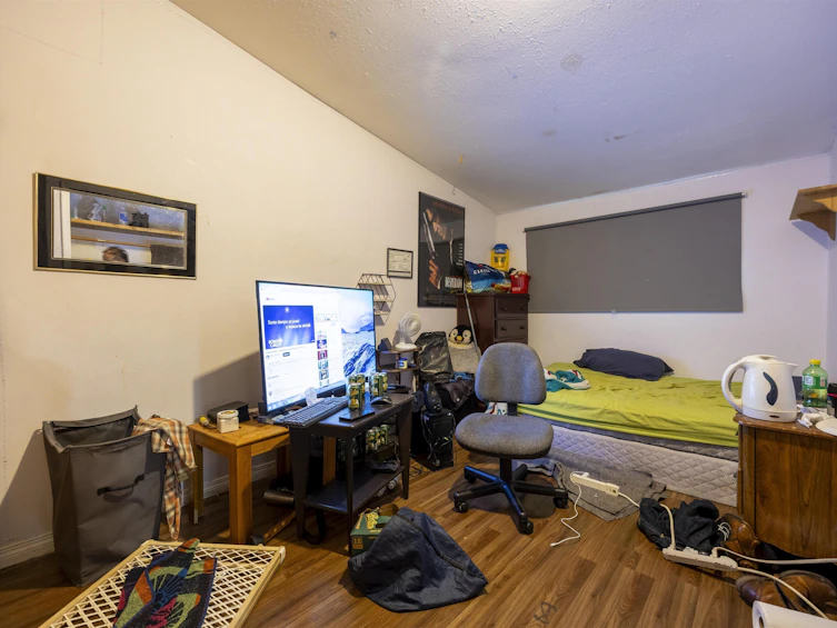 14080 110 Avenue, Surrey, BC, V3R 1Z2 - 15