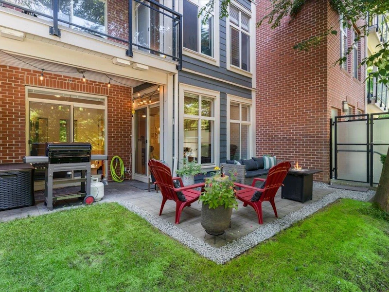 111 - 101 Morrissey Road, Port Moody BC V3H 0E6