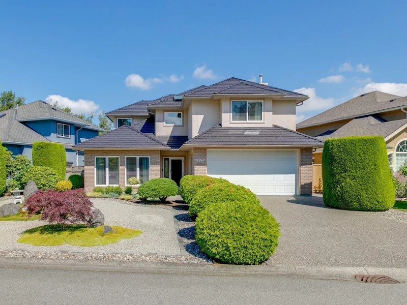 5253 Brigantine Road, Delta BC V4K 4Z4