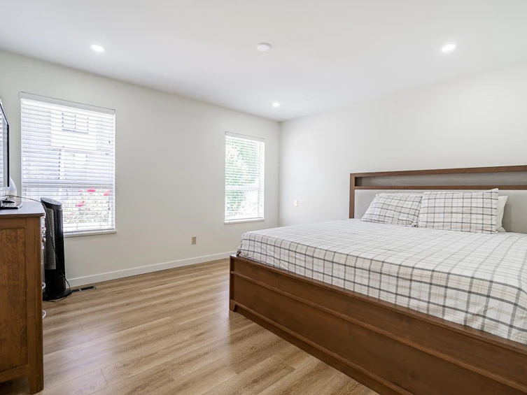16158 16a Avenue, Surrey, BC, V4A 9J9 - 12