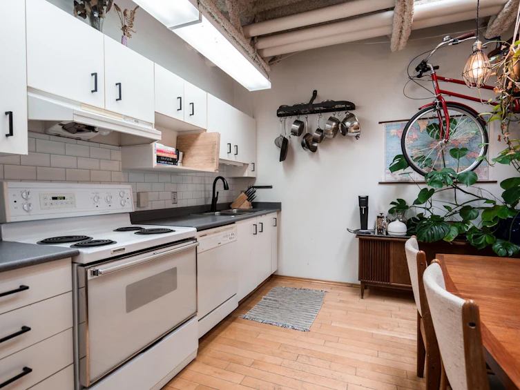 420-350 E 2nd Avenue, Vancouver, BC, V5T 4R8 - 4