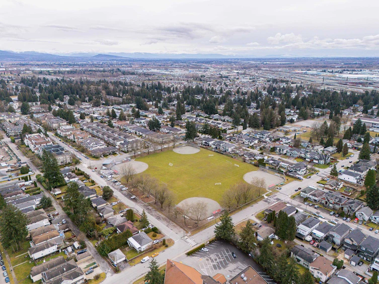 3668 Kennedy Street, Port Coquitlam, BC, V3B 4Z1 - 39
