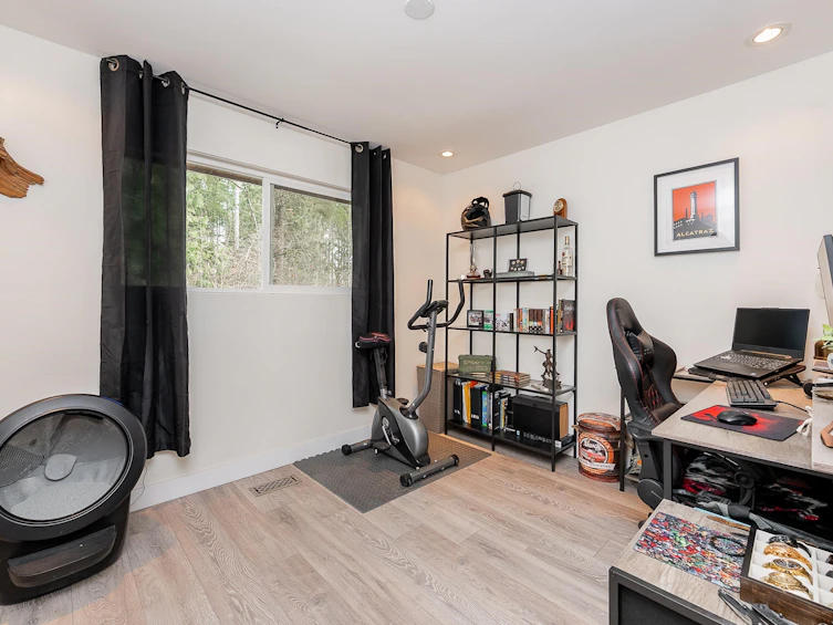3668 Kennedy Street, Port Coquitlam, BC, V3B 4Z1 - 17