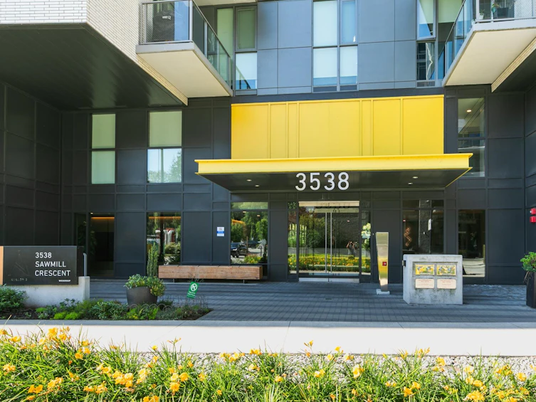 2203-3538 Sawmill Crescent, Vancouver, BC, V5S 0J8 - 3