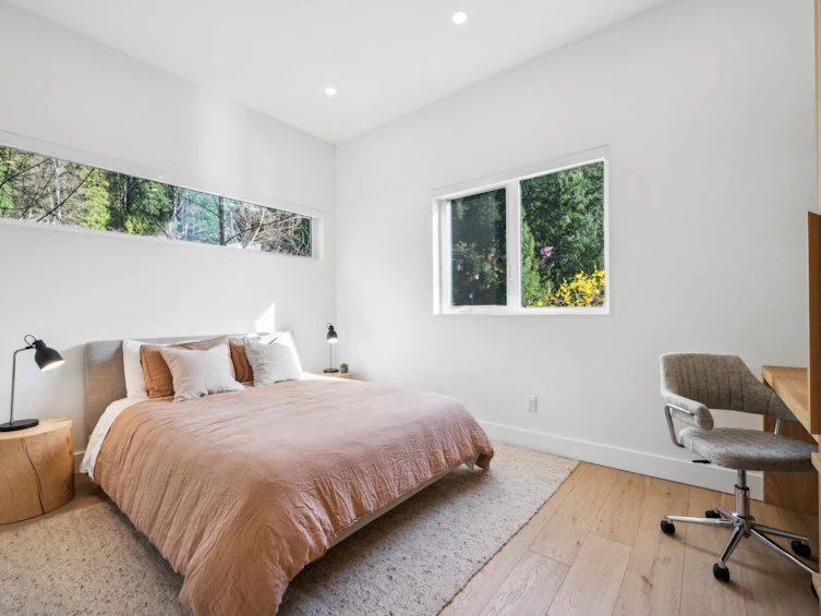 5577 Indian River Drive, North Vancouver, BC, V7G 2T7 - 26