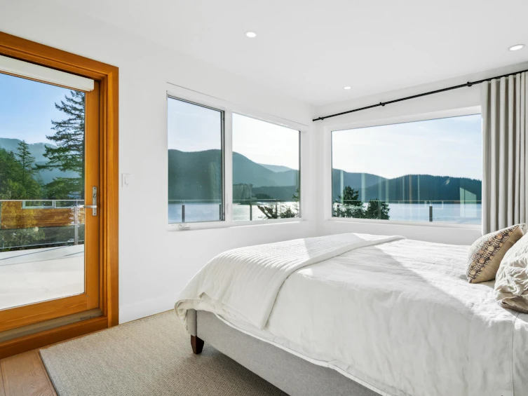 5577 Indian River Drive, North Vancouver, BC, V7G 2T7 - 20