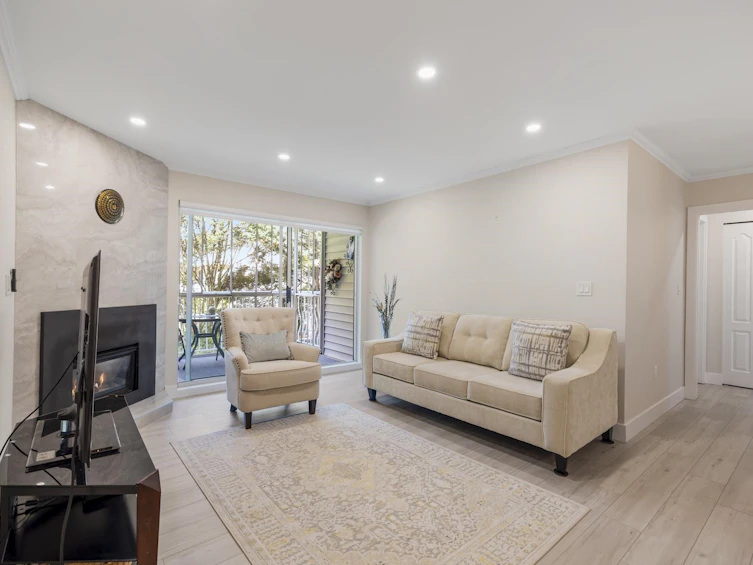 106-5379 205 Street, Langley, BC, V3A 7V7 - 6