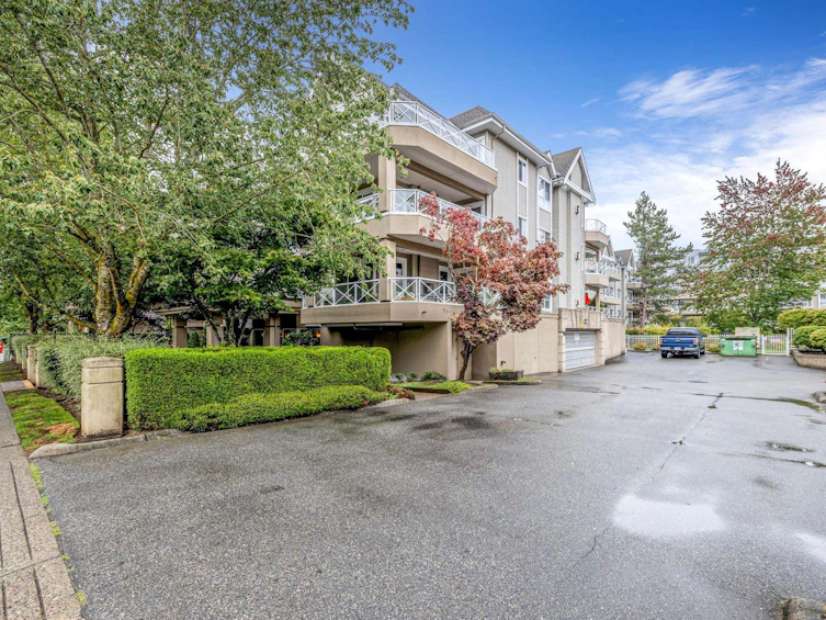 201-5568 201a Street, Langley, BC, V3A 8K5 - 2