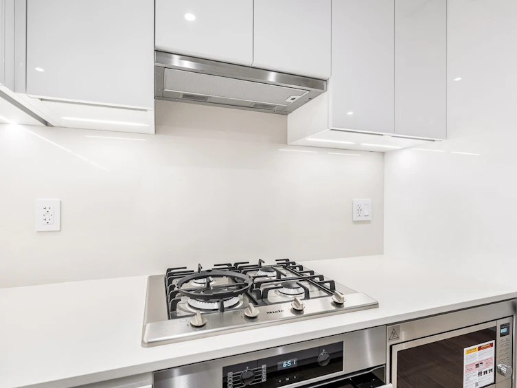 1205-135 E 13th Street, North Vancouver, BC, V7L 0J8 - 16