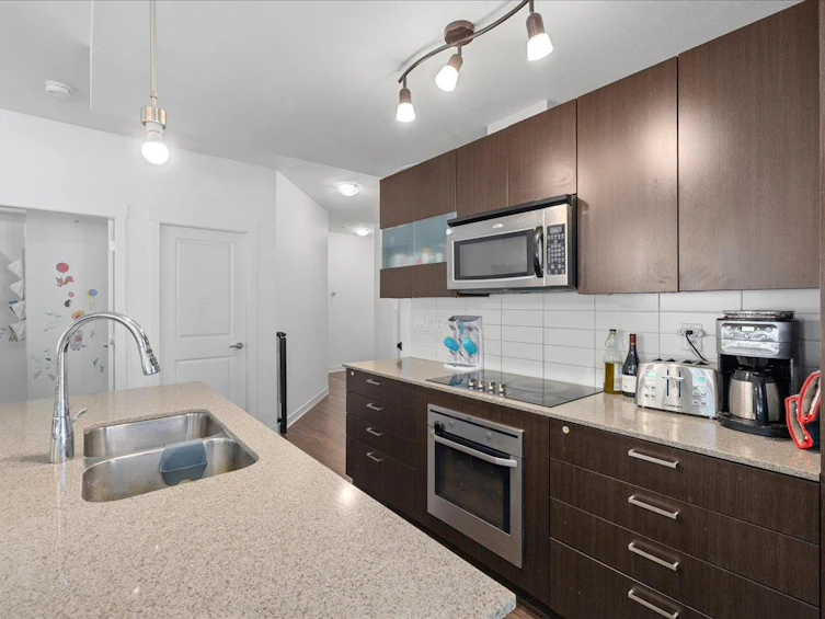 130-13321 102a Avenue, Surrey, BC, V3T 1P6 - 14