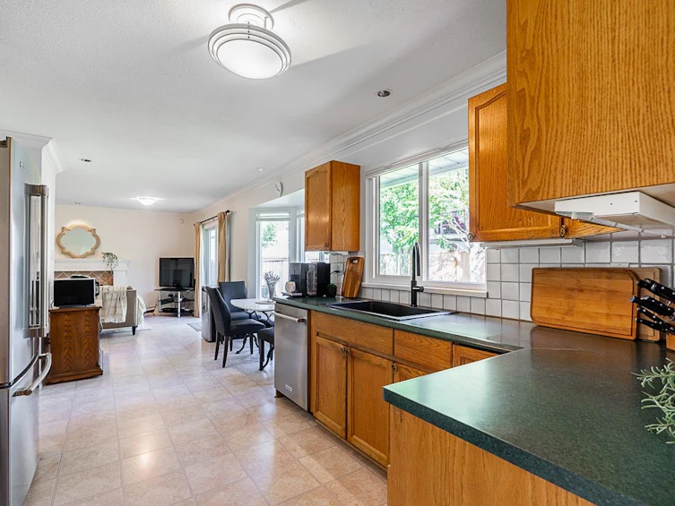 1304 Glenayre Drive, Port Moody, BC, V3H 4S4 - 13