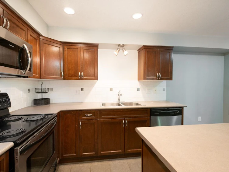 28 Alder Drive, Port Moody, BC, V3H 5M3 - 27