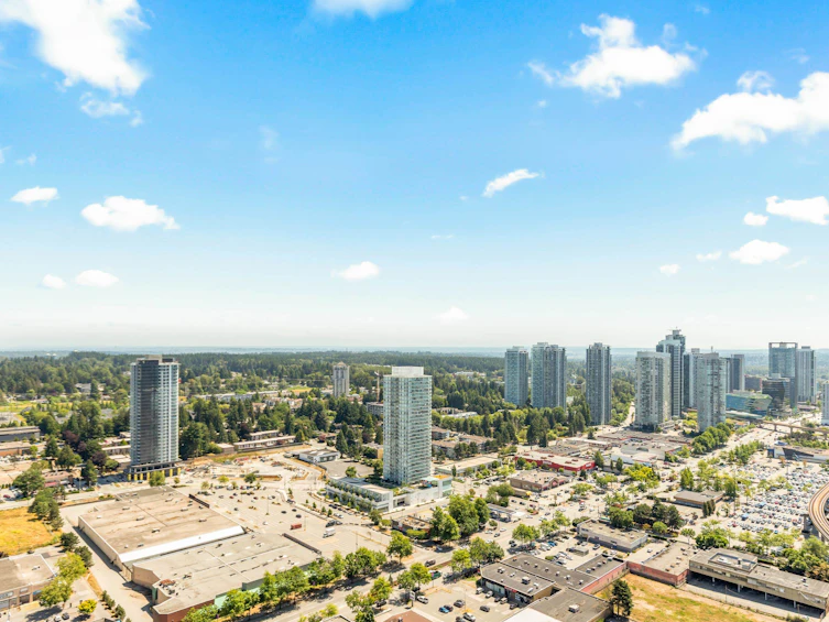 3701-13495 Central Avenue, Surrey, BC, V3T 0K2 - 32