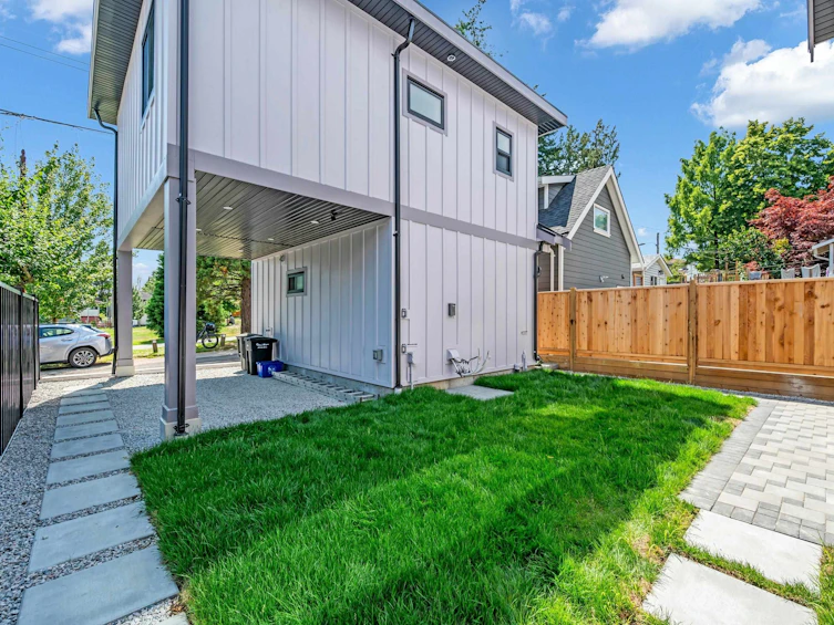 1846 E 37th Avenue, Vancouver, BC, V5P 1G1 - 31