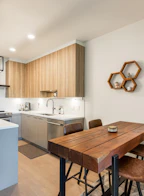 412 7588 16th Street