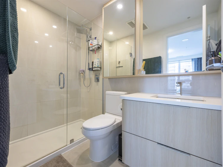 2605-13318 104 Avenue, Surrey, BC, V3T 0R2 - 8