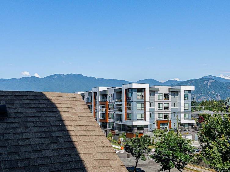 305-9270 Edward Street, Chilliwack, BC, V2P 4C4