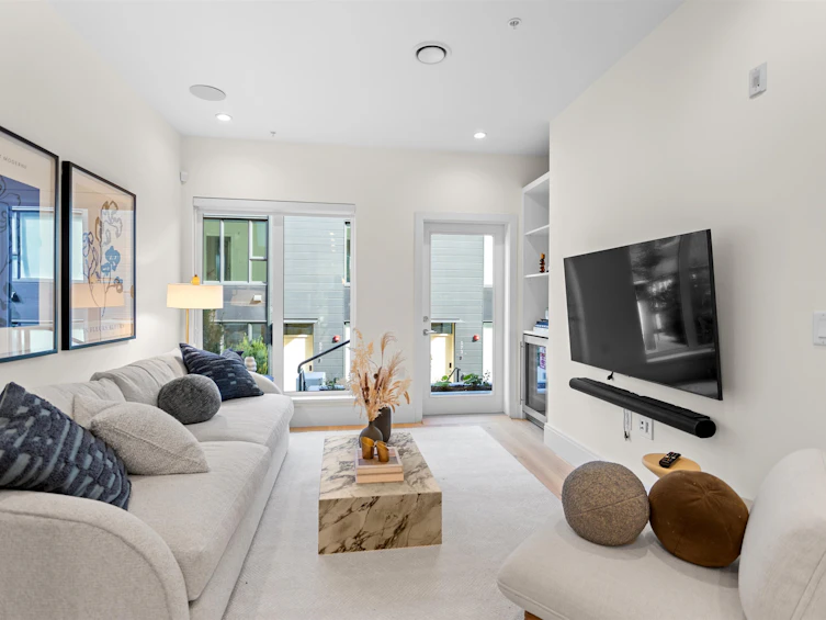 557 W 26th Avenue, Vancouver, BC, V5Z 2E4 - 10