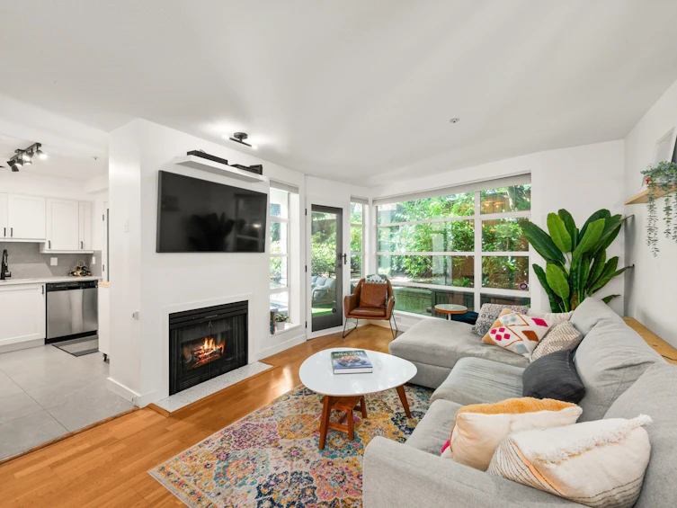 102-2555 W 4th Avenue, Vancouver, BC, V6K 1P5 - 4