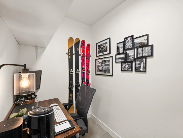 102-2555 W 4th Avenue, Vancouver, BC, V6K 1P5 - 23