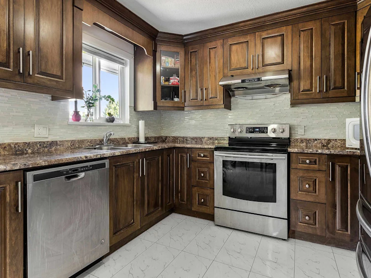 5825 Jinkerson Road, Chilliwack, BC, V2R 0C8 - 11