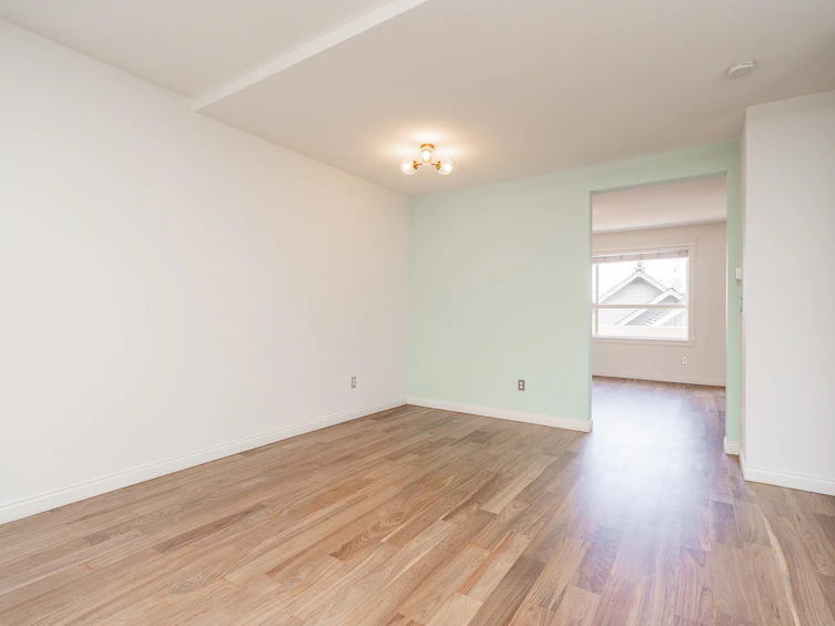 209-1465 Parkway Boulevard, Coquitlam, BC, V3E 3E6 - 8