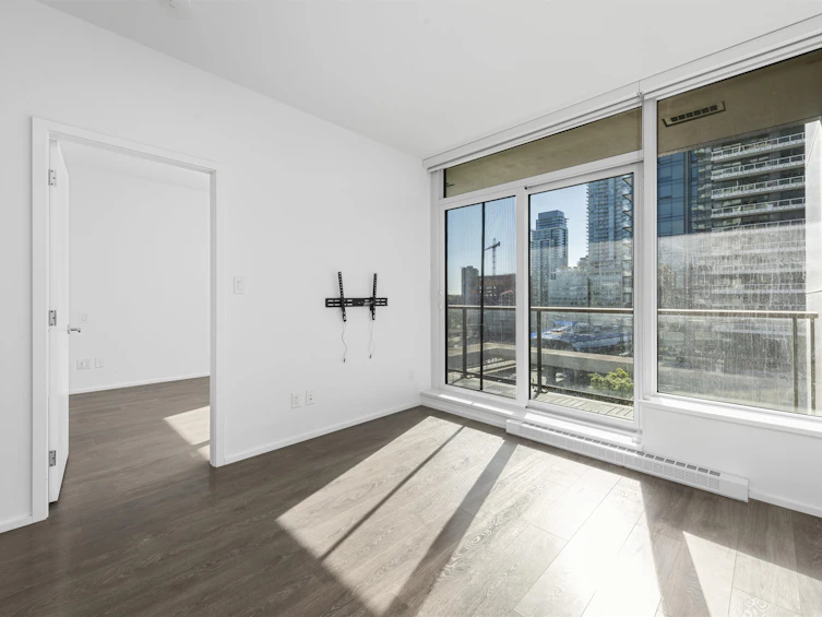 606-4650 Brentwood Boulevard, Burnaby, BC, V5C 0M3 - 4