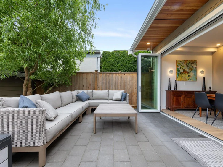 1960 Semlin Drive, Vancouver, BC, V5N 4P8 - 30