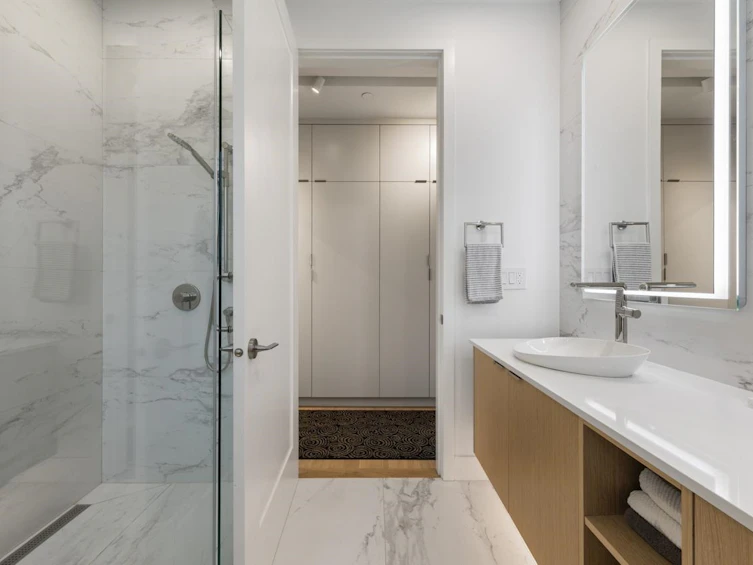1960 Semlin Drive, Vancouver, BC, V5N 4P8 - 21