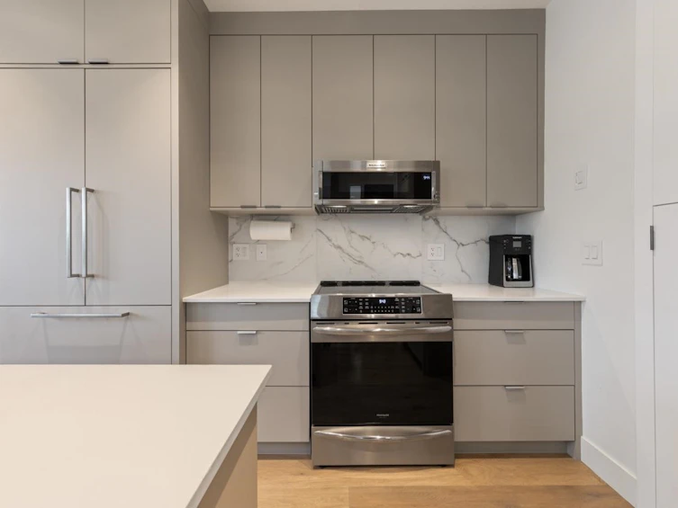 1960 Semlin Drive, Vancouver, BC, V5N 4P8 - 5