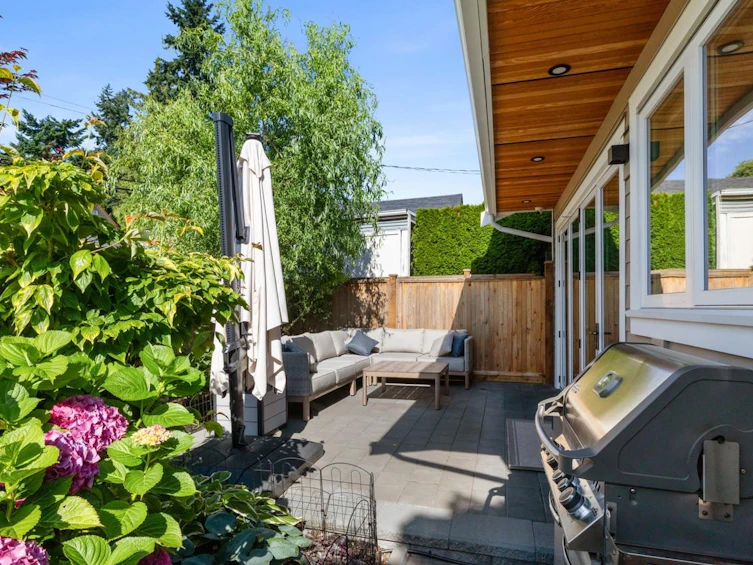 1960 Semlin Drive, Vancouver, BC, V5N 4P8 - 31