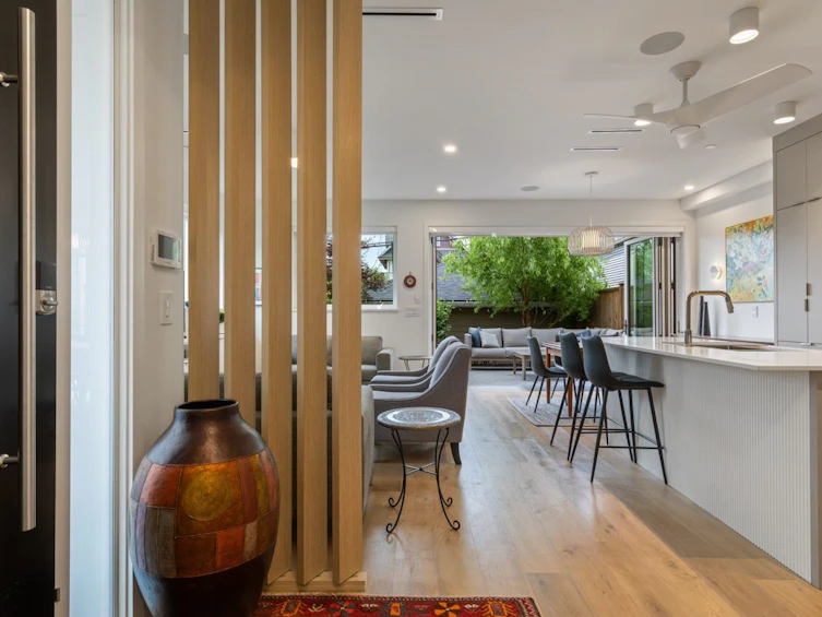 1960 Semlin Drive, Vancouver, BC, V5N 4P8 - 10