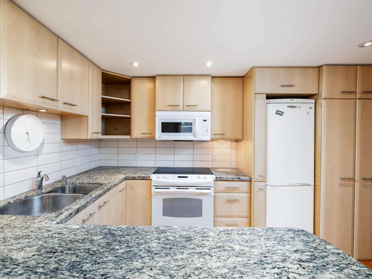 1-2223 Prince Edward Street, Vancouver, BC, V5T 4K6 - 12