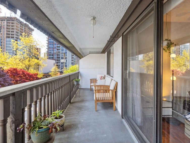 301-1610 Chesterfield Avenue, North Vancouver, BC, V7M 2N7 - 14