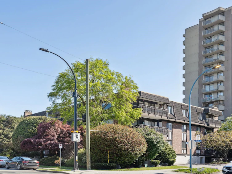301-1610 Chesterfield Avenue, North Vancouver, BC, V7M 2N7 - 15