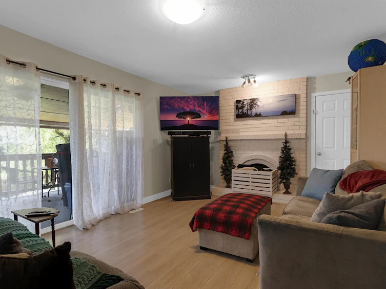 15040 Spenser Drive, Surrey, BC, V3S 5Z7 - 6