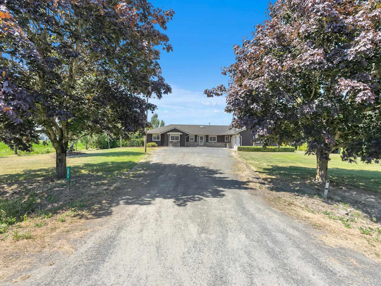 3873 Tolmie Road, Abbotsford, BC, V3G 2T9 - 22