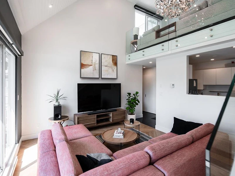 5 - 224 E 12th Avenue, Vancouver BC V5T 2G9