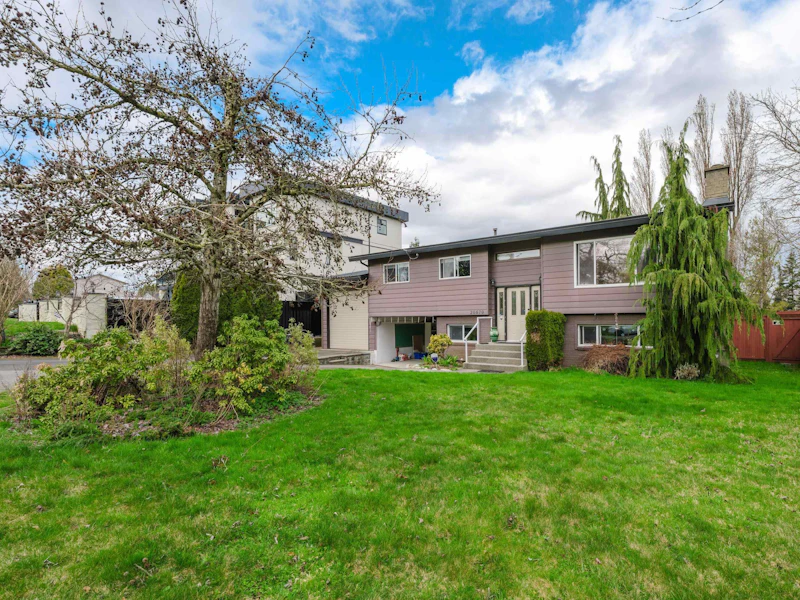 26679 30a Avenue, Langley BC V4W 3C8