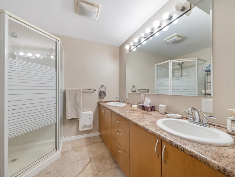 551 Poirier Street, Coquitlam, BC, V3J 6A6 - 34
