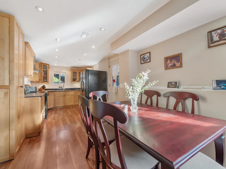 551 Poirier Street, Coquitlam, BC, V3J 6A6 - 35