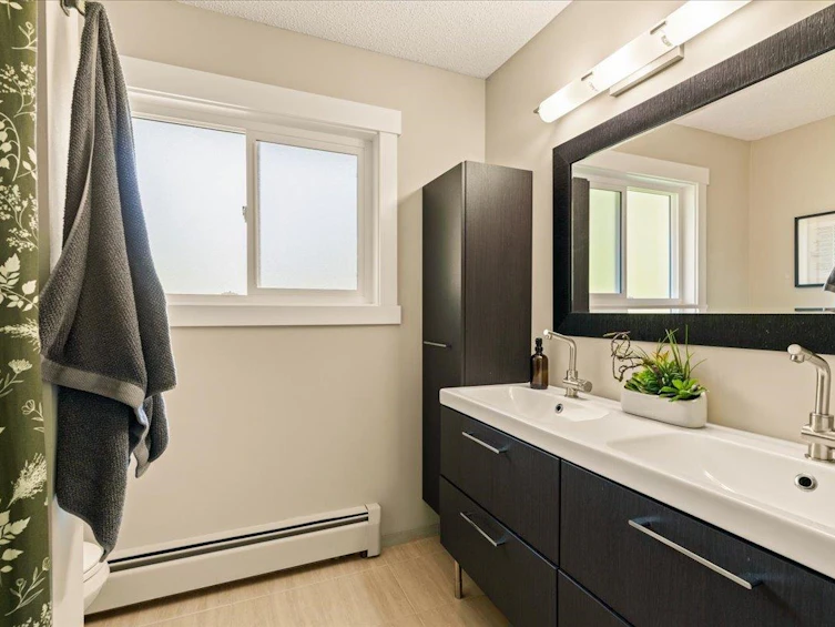 46815 Portage Avenue, Chilliwack, BC, V2P 7H3 - 29