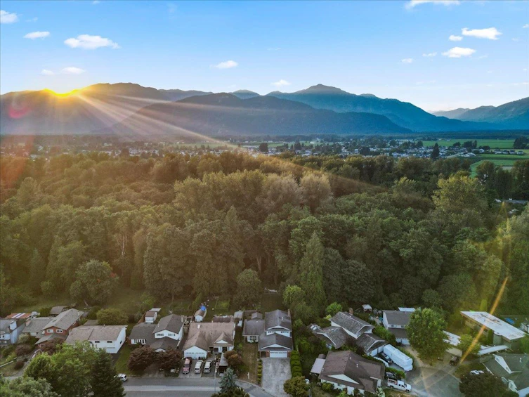46815 Portage Avenue, Chilliwack, BC, V2P 7H3 - 39