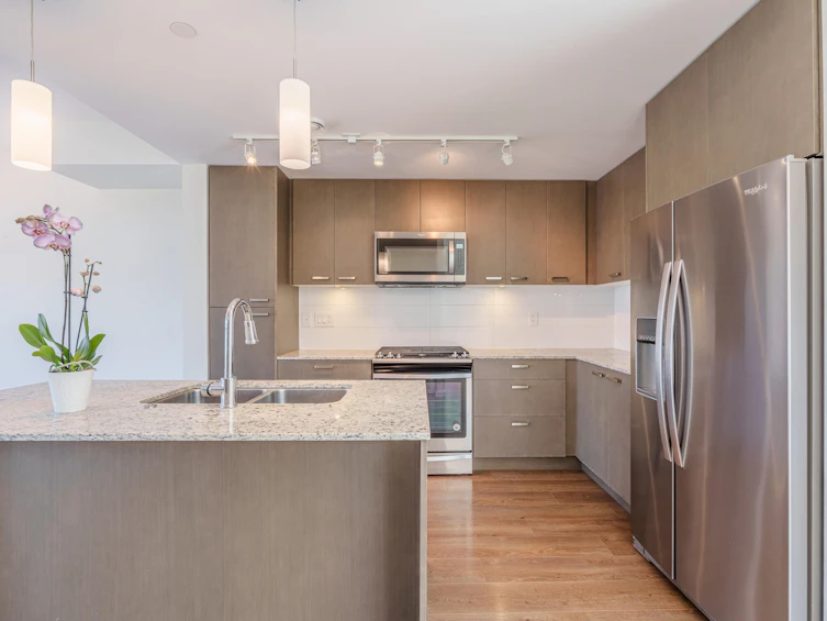 5954 Beachgate Lane, Sechelt, BC, V7Z 0S2 - 5