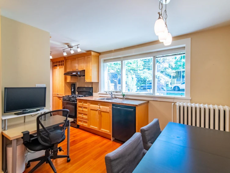 179 W 18th Avenue, Vancouver, BC, V5Y 2A6 - 30