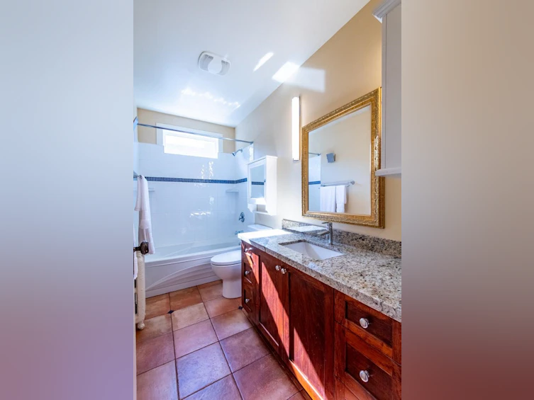 179 W 18th Avenue, Vancouver, BC, V5Y 2A6 - 35