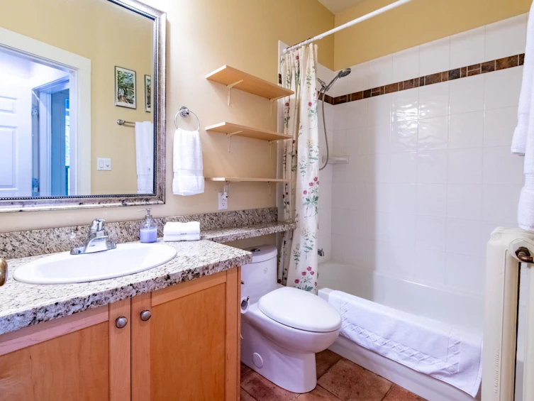 179 W 18th Avenue, Vancouver, BC, V5Y 2A6 - 19