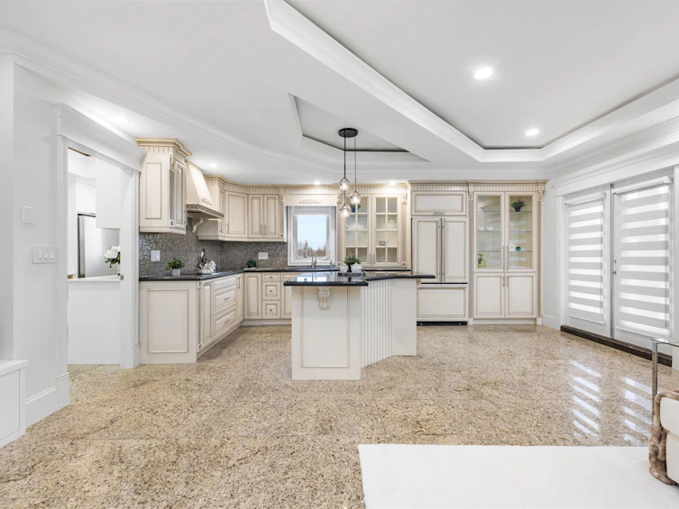 7778 Nursery Street, Burnaby, BC, V5E 2B4 - 11