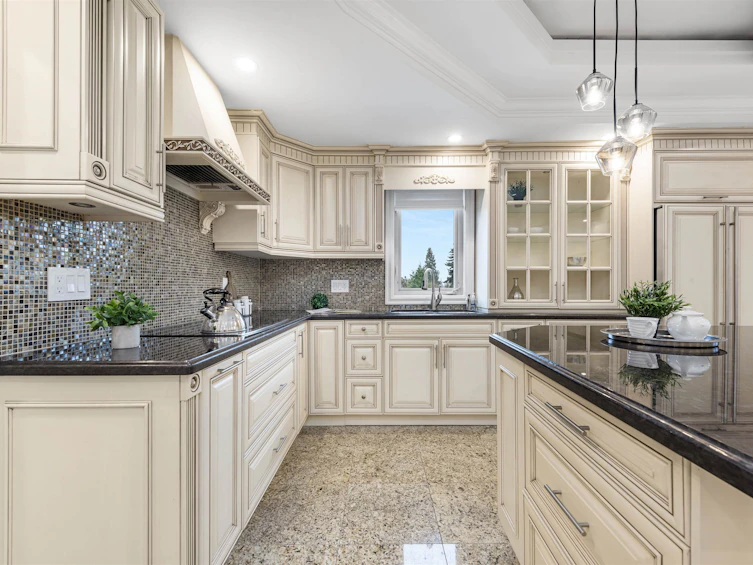 7778 Nursery Street, Burnaby, BC, V5E 2B4 - 13