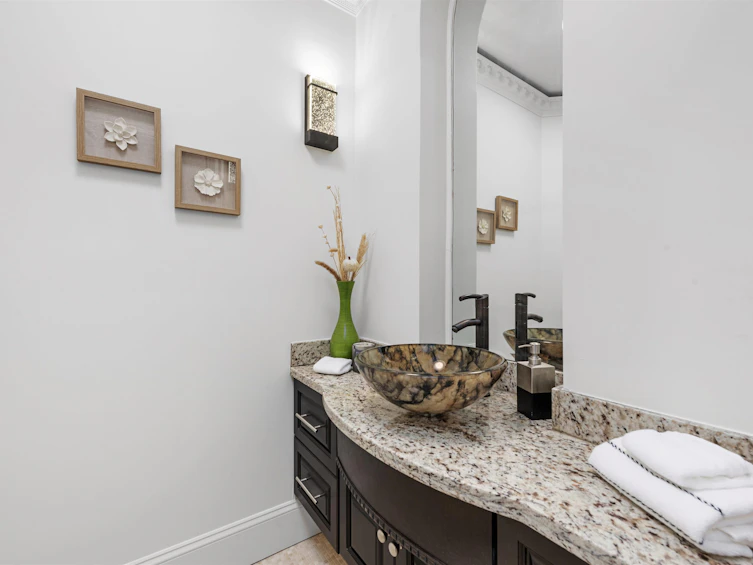 7778 Nursery Street, Burnaby, BC, V5E 2B4 - 18